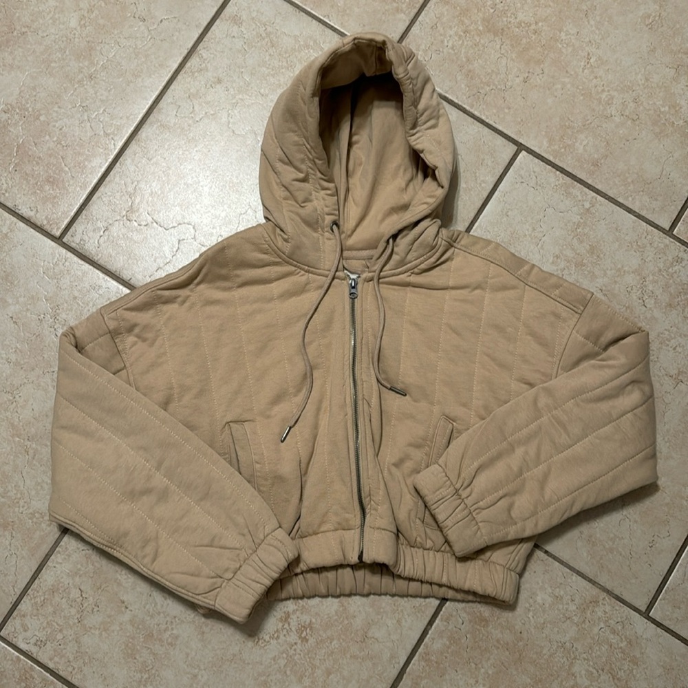 Stoosh Quilted Cropped Hoodie